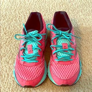 Mizuno running shoes